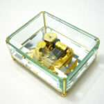 18弁】クリスタルBOX 音色の良い オルゴール ｜株式会社オルゴールから